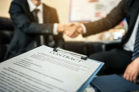 نظرة على أزمة قطر: الالتزامات التعاقدية